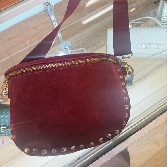 NWT Wine Burgundy Suede Studded Crossbody Sling Bag Genuine Leather Belt Bag - Picture 4 of 5
